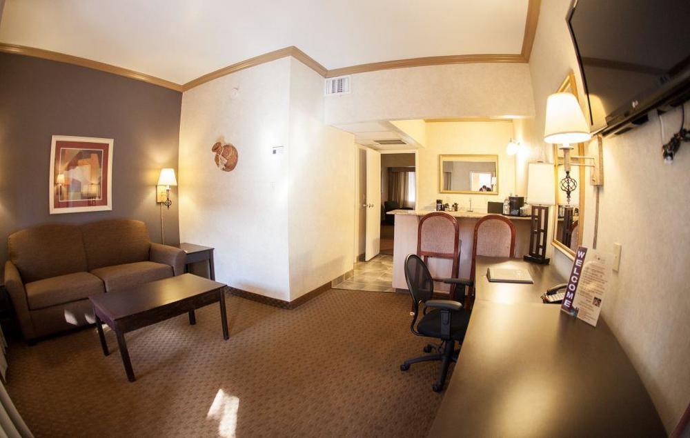 Hotel Tempe/Phoenix Airport Innsuites Hotel & Suites חדר תמונה